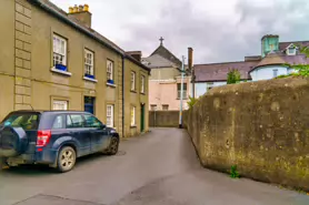 IN 2018 I EXPLORED A NARROW LANE NETWORK IN KILKENNY [DEAN STREET TO BUTT'S GREEN]-234274-1