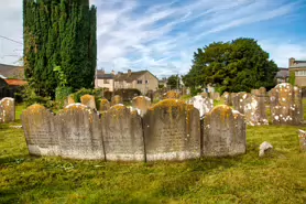 ST PATRICKS GRAVEYARD [UPPER ST PATRICK STREET IN KILKENNY]-234082-1