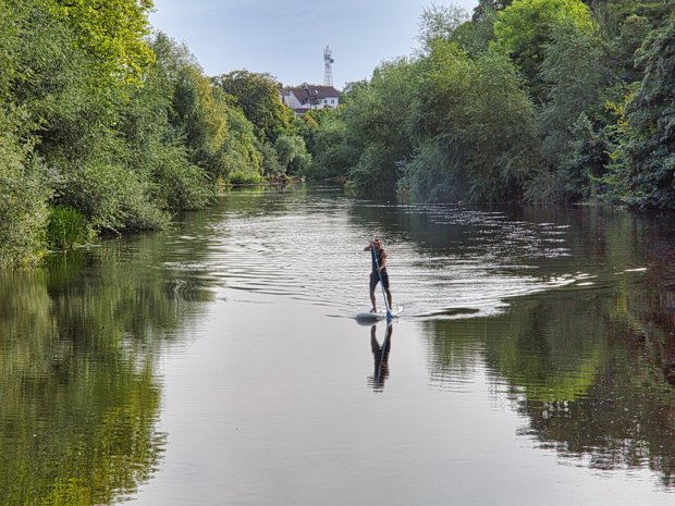 A STAND-UP PADDLE BOARD COMMUTE ALONG THE RIVER NORE - KILKENNY The River Nore is one of the principal rivers (along with the River Suir and River Barrow) in the South-East Region of...