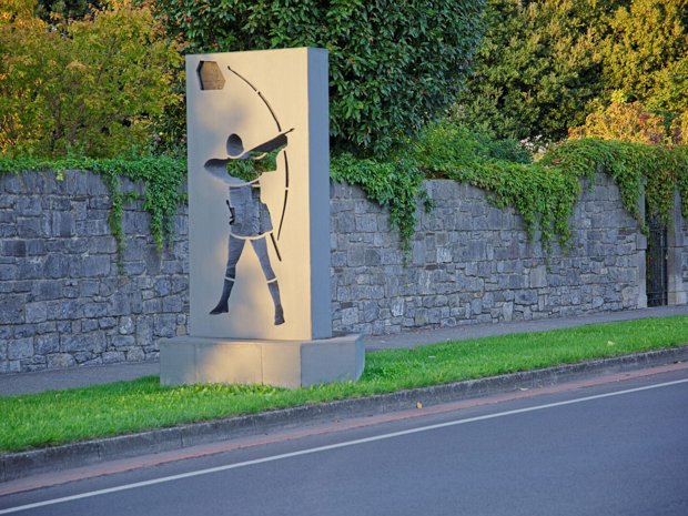 SCULPTURE OF AN ARCHER There is a sculpture of an archer on Castle Road in Kilkenny. It was recently installed as part of a series of...