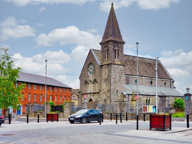 SAINT JOHN'S CHURCH In Limerick, when referring to St. John, the common understanding is that it refers to St. John the Baptist.