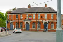 WHEN DID THE BRIDGE INN CLOSE [IN CHAPELIZOD AT THE SOUTHSIDE OF THE ANNA LIVIA BRIDGE]-232628-1