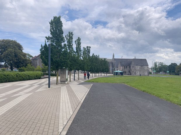 RATHDOWN HOUSE This building previously housed the hospital's laundry facilities. It has been renovated to provide modern teaching...