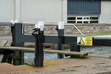A NICE WALK ALONG THE ROYAL CANAL [FROM SHANDON GARDENS TO CROSS GUNS BRIDGE]-232247-1