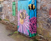 PAINT-A-BOX STREET ART AT BUS STOP 611 [BEE HAPPY BY JENNY CLEARY]-223133-1