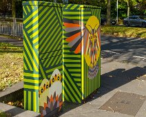 WHAT A HOOT [PAINT-A-BOX STREET ART BY ALAN MAC ARTHUR]-243084-1