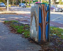 AN EXAMPLE OF PAINT-A-BOX STREET ART BY TRACEY DALTON [GRIFFITH AVENUE 14 OCTOBER 2024]-242643-1