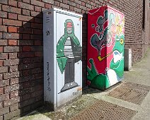 THE FROG KING BY RAPHAEL SILVA [PAINT-A-BOX STREET ART AT ST LUKE'S AVENUE]-236768-1