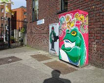 THE FROG KING BY RAPHAEL SILVA [PAINT-A-BOX STREET ART AT ST LUKE'S AVENUE]-236769-1