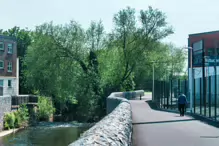 THE DONNYBROOK GREENWAY [MY FIRST TIME TO EXPLORE THIS FLOOD DEFENCE INFRASTRUCTURE]-233374-1