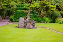 JAPANESE GARDENS [NEAR KILDARE TOWN 27 JULY 2009] X-234958-1