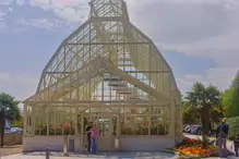 THE MANY GLASSHOUSES AT THE BOTANIC GARDENS IN DUBLIN [GLASNEVIN MAY 2013]-234486-1