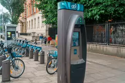 DUBLINBIKES DOCKING STATION 03 CLOSE UP [BOLTON STREET 1 JULY 2023]-219279-1