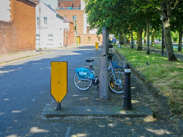 DOCKING STATION 43 DublinBikes Docking Station 43 offers a convenient cycling hub in the vibrant Portobello neighbourhood along Dublin's...