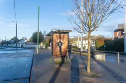 WINDY ARBOUR TRAM STOP [17 DECEMBER 2022]-212209-1