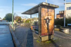 WINDY ARBOUR TRAM STOP [17 DECEMBER 2022]-212210-1