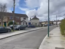 WINDY ARBOUR AND NEARBY [INCLUDING THE LUAS TRAM STOP]-215697-1