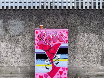 LUAS KISS BY AMY CAULFIELD