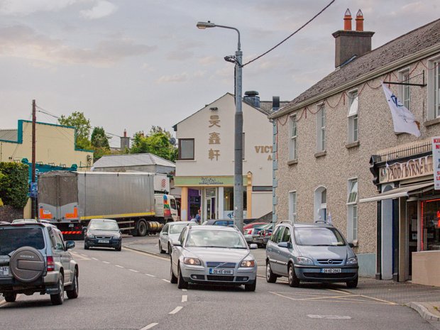 VICTORIA HOUSE RESTAURANT The first Chinese restaurants in Ireland appeared in the late 1950s and early 1960s, primarily in Dublin. These...