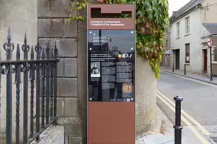 MY FIRST TIME TO PHOTOGRAPH THE TOWN OF CARLOW [30 AUGUST 2024]-239765-1
