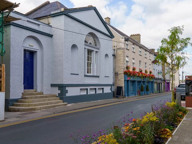 ASSEMBLY ROOMS Located at the junction of Dublin Street and Cox's Lane, the Assembly Rooms stand as one of the earliest surviving...