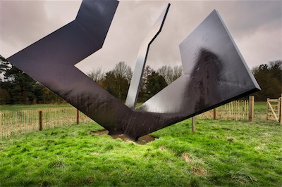 ANCHORED VOID BY MICHAEL WARREN [KILKENNY CASTLE ESTATE FEBRUARY 2026]-265114.jpg