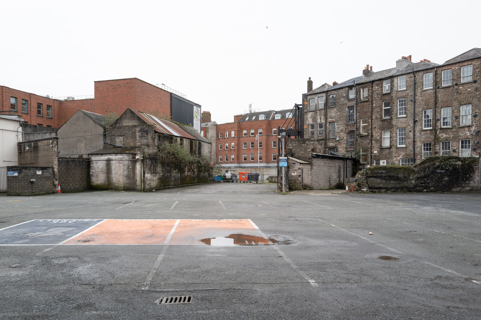 BOLTON STREET COLLEGE HAS A CAR PARK THAT IS ALWAYS FULL [EVEN WHEN IT IS EMPTY]-264377.jpg
