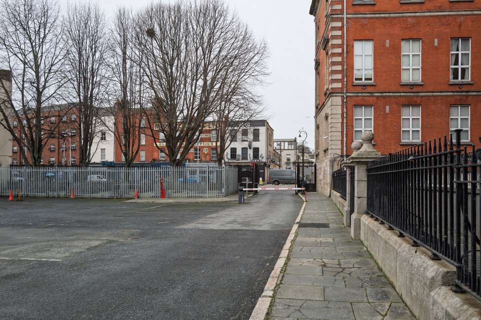BOLTON STREET COLLEGE HAS A CAR PARK THAT IS ALWAYS FULL [EVEN WHEN IT IS EMPTY]-264379.jpg