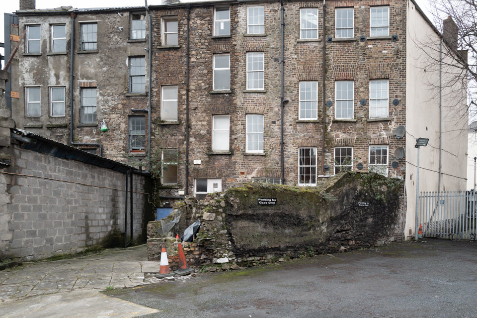 BOLTON STREET COLLEGE HAS A CAR PARK THAT IS ALWAYS FULL [EVEN WHEN IT IS EMPTY]-264381.jpg