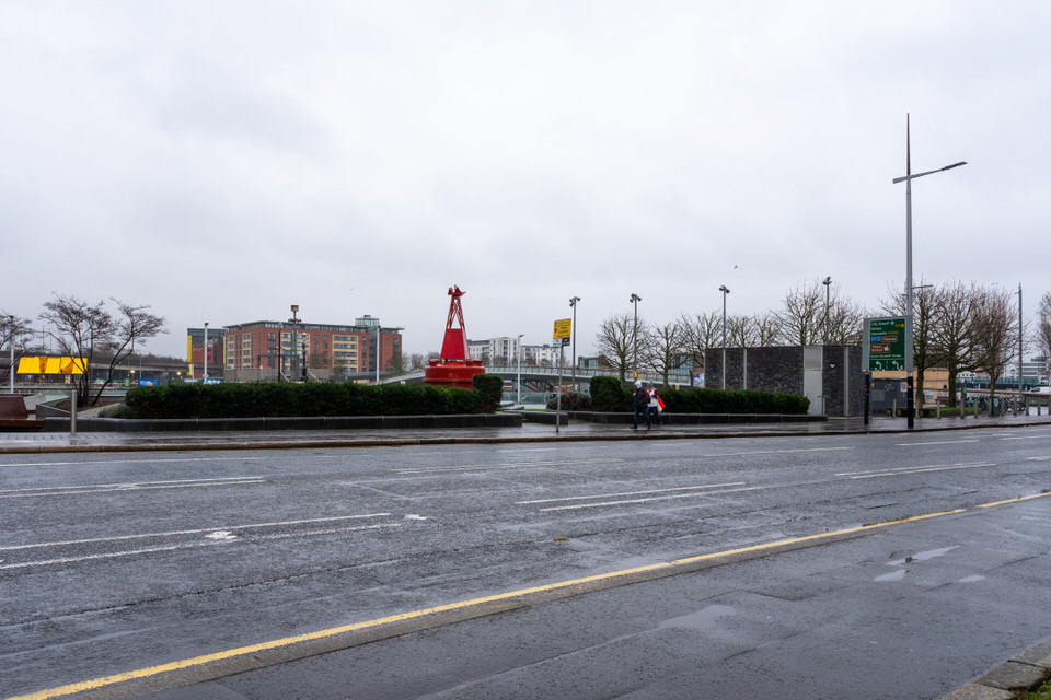 CUSTOM HOUSE SQUARE AND NEARBY [PHOTOGRAPHED IN DECEMBER 2025 WHEN THE WEATHER WAS TERRIBLE]-264260.jpg