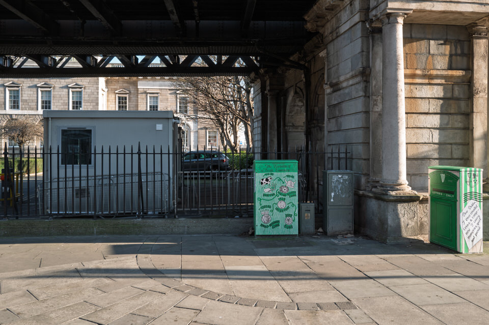 STREET ART AT THE CUSTOM HOUSE