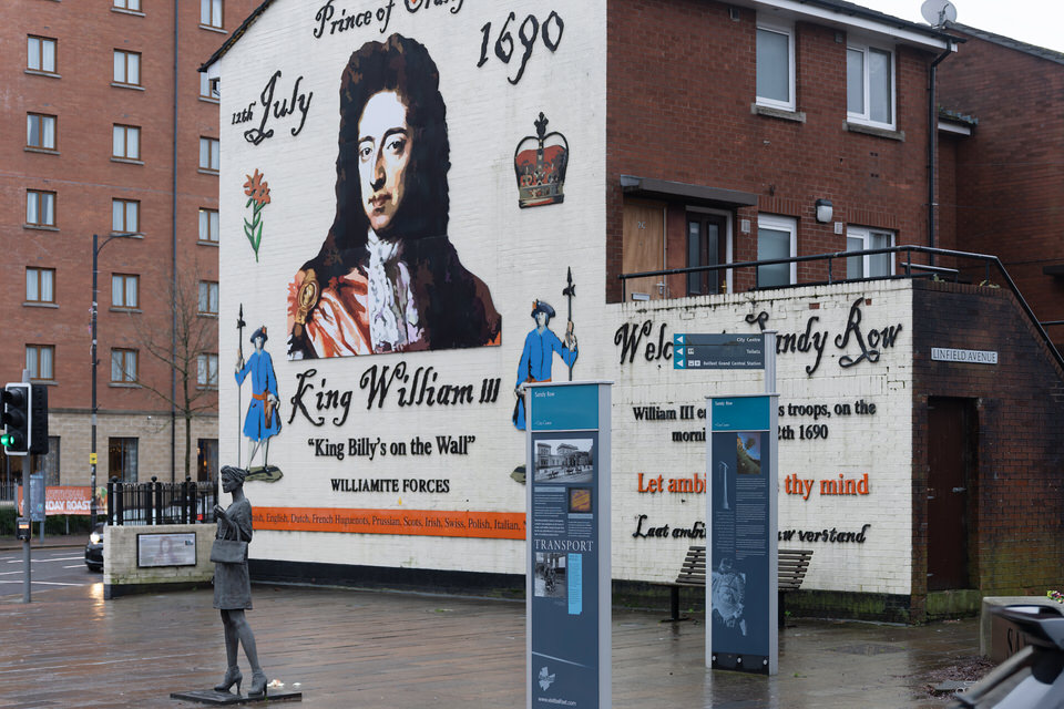 BELFAST GRAND CENTRAL STATION IN CONTEXT [WEAVER'S CROSS AREA]-264071.jpg