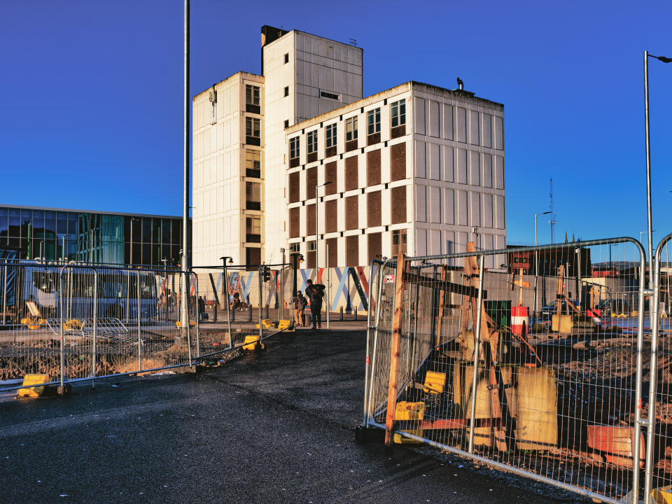 BELFAST GRAND CENTRAL STATION IN CONTEXT [WEAVER'S CROSS AREA]-264082.jpg