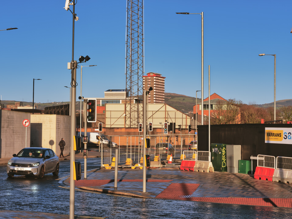 BELFAST GRAND CENTRAL STATION IN CONTEXT [WEAVER'S CROSS AREA]-264083.jpg