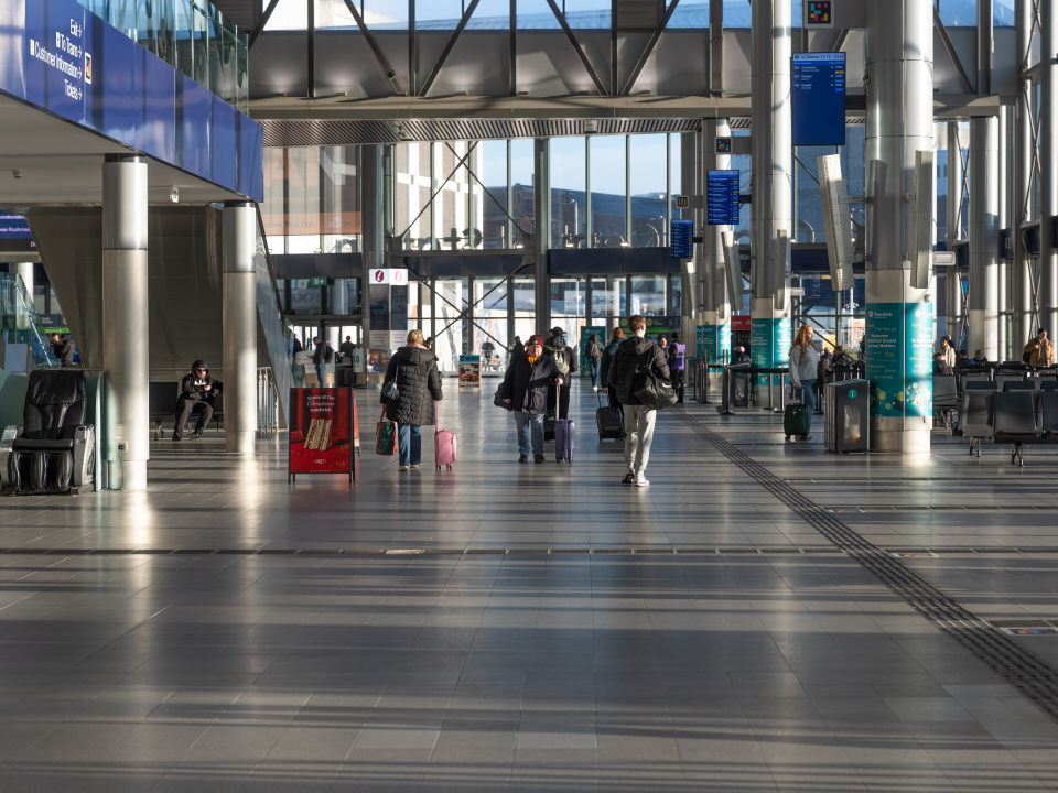 BELFAST GRAND CENTRAL STATION IN CONTEXT [WEAVER'S CROSS AREA]-264093.jpg