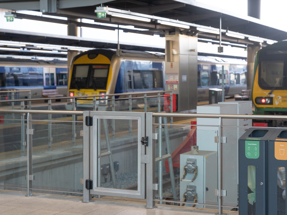 BELFAST GRAND CENTRAL STATION IN CONTEXT [WEAVER'S CROSS AREA]-264104.jpg