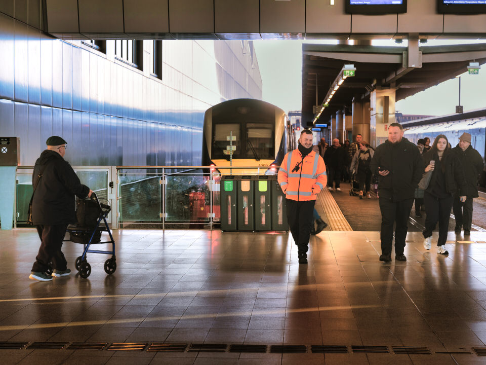 BELFAST GRAND CENTRAL STATION IN CONTEXT [WEAVER'S CROSS AREA]-264107.jpg