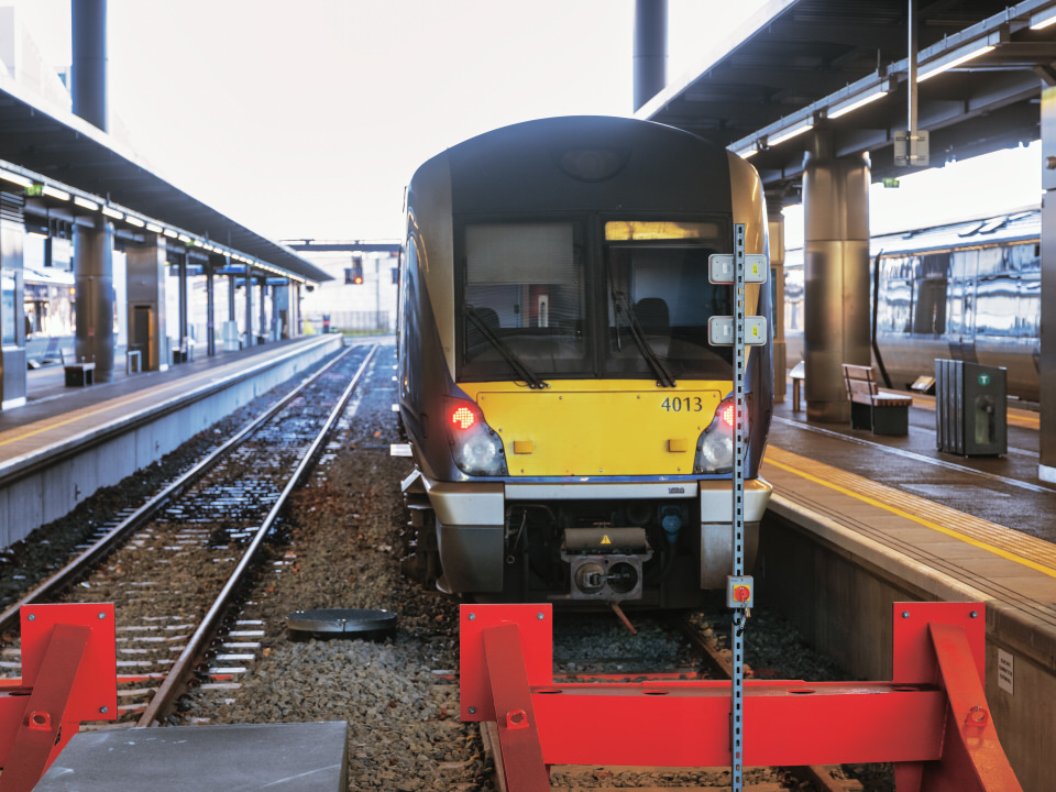 BELFAST GRAND CENTRAL STATION IN CONTEXT [WEAVER'S CROSS AREA]-264108.jpg