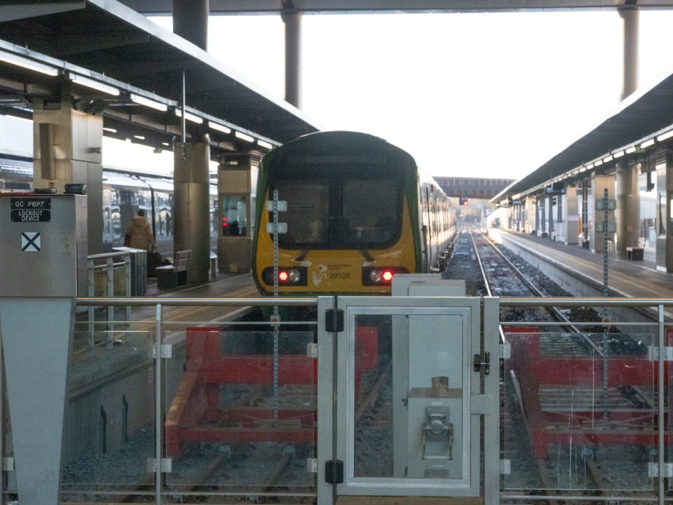 grandcentral-264118.jpg