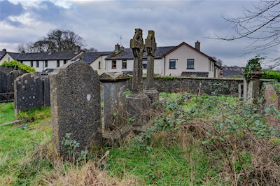 RETURNING TO ST JOHN'S CHURCHYARD [A TALE OF TWO CAMERAS AND A VERY OLD GRAVEYARD]-265189.jpg