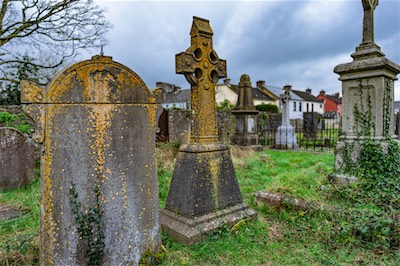 RETURNING TO ST JOHN'S CHURCHYARD [A TALE OF TWO CAMERAS AND A VERY OLD GRAVEYARD]-265191.jpg