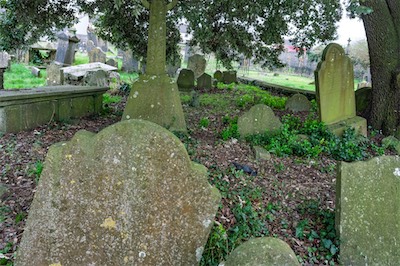 RETURNING TO ST JOHN'S CHURCHYARD [A TALE OF TWO CAMERAS AND A VERY OLD GRAVEYARD]-265227.jpg
