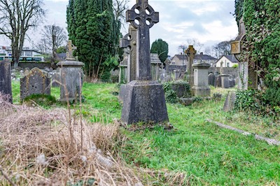 RETURNING TO ST JOHN'S CHURCHYARD [A TALE OF TWO CAMERAS AND A VERY OLD GRAVEYARD]-265260.jpg