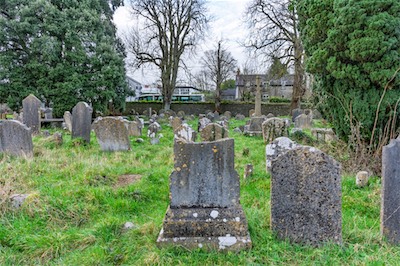 RETURNING TO ST JOHN'S CHURCHYARD [A TALE OF TWO CAMERAS AND A VERY OLD GRAVEYARD]-265263.jpg