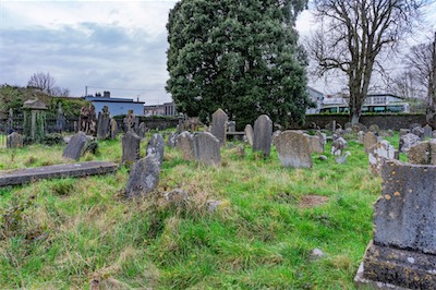 RETURNING TO ST JOHN'S CHURCHYARD [A TALE OF TWO CAMERAS AND A VERY OLD GRAVEYARD]-265264.jpg