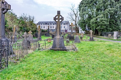 RETURNING TO ST JOHN'S CHURCHYARD [A TALE OF TWO CAMERAS AND A VERY OLD GRAVEYARD]-265284.jpg