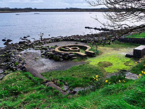 HOLY WELL IN GALWAY Discover the unique St Augustine’s Holy Well on the shores of Lough Atalia, Galway. A rare example of a tidal sacred...