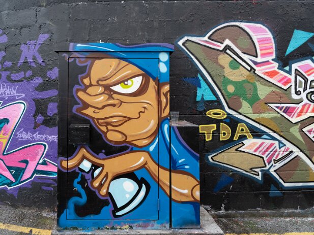 URBAN EXPRESSION