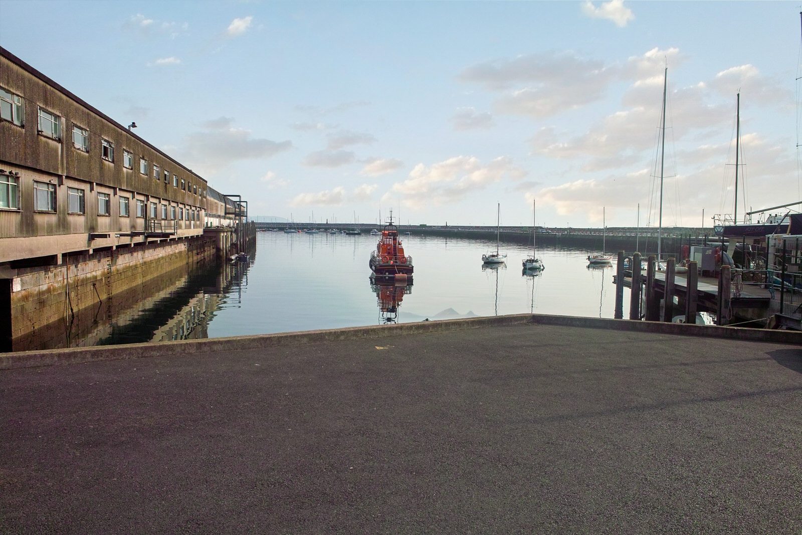 I DISCOVERED MALLIN TRAIN STATION [WHEN I VISITED DUN LAOGHAIRE IN 2008]-236176-1