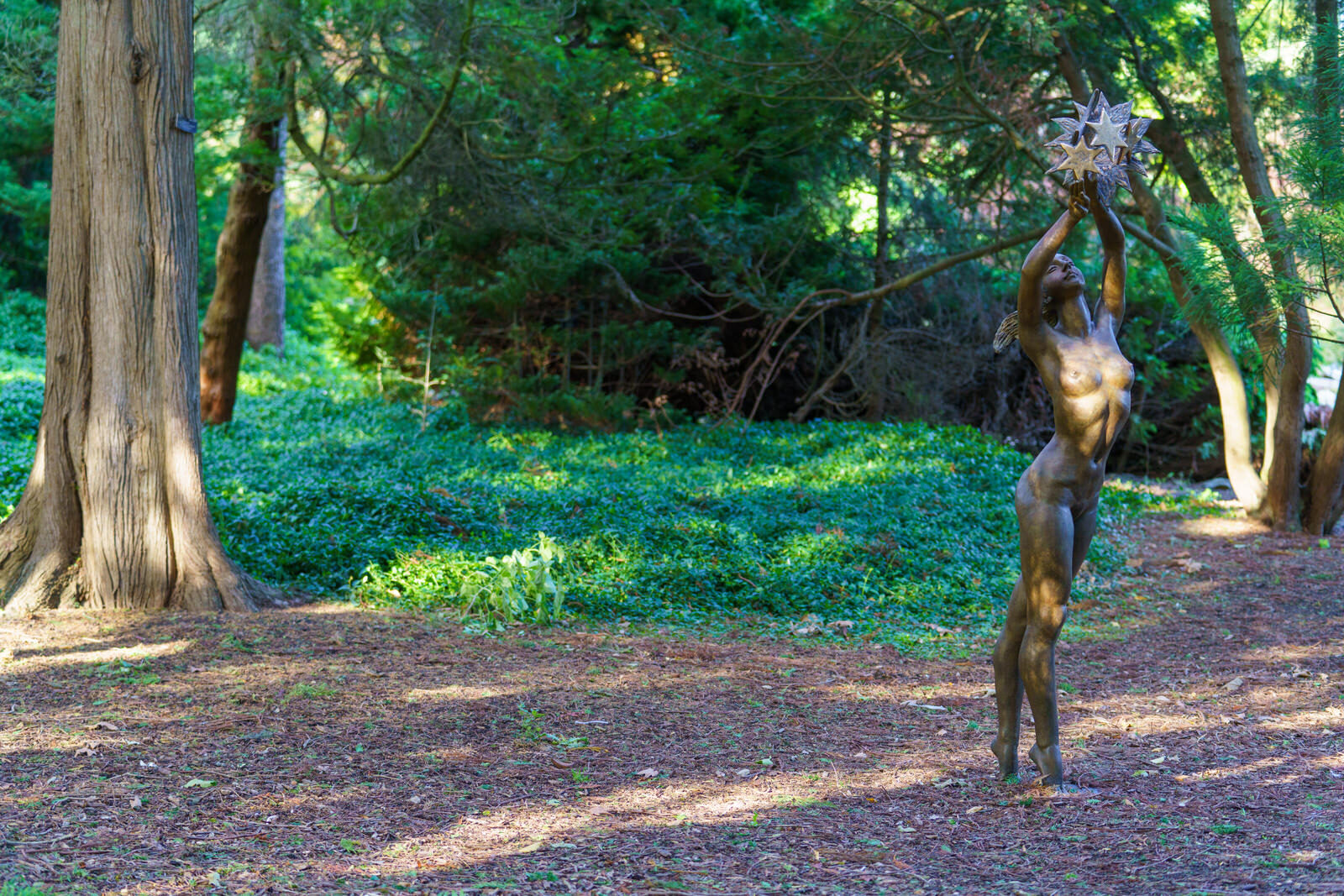 MOTHER EARTH WITH SUN MOON AND STARS BY BETTY NEWMAN MAGUIRE [SCULPTURE IN CONTEXT 2023 CATALOGUE REF 128] 006